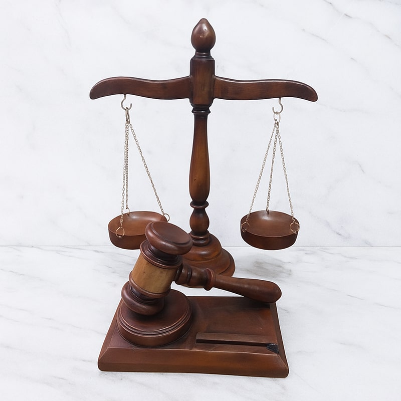 ست ترازو و چکش عدالت وارداتی پلی استر باکیفیت